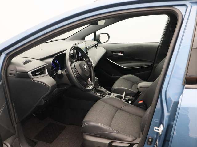 Toyota Corolla Touring Sports 2