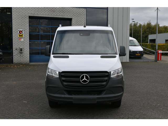 Mercedes-Benz Sprinter 3
