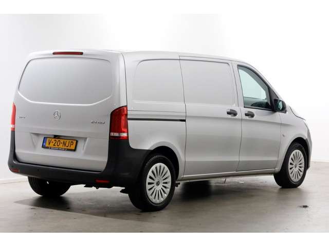 Mercedes-Benz Vito 2