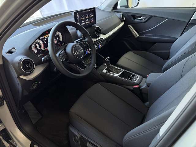 Audi Q2 3