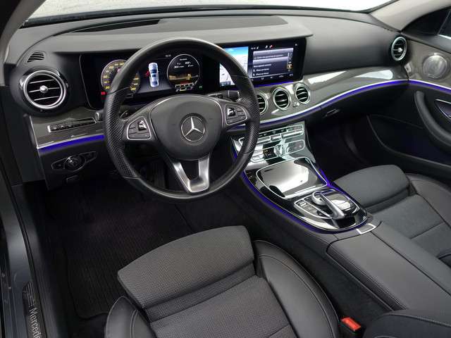 Mercedes-Benz E-Klasse 2