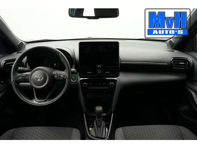 Toyota Yaris Cross 2