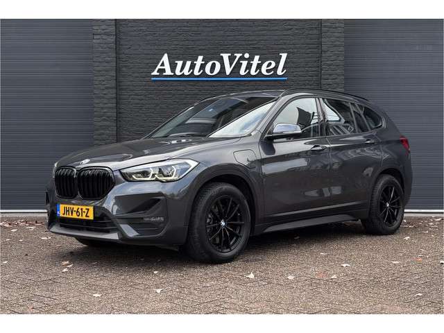BMW X1 xDrive25e | Elektrische Klep | PDC V + A | LED | Apple Carplay | DAB