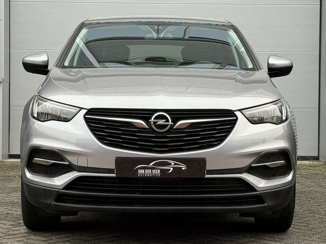Opel Grandland X 2