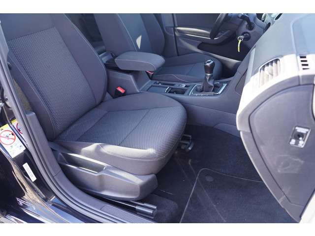 Volkswagen Golf 2019 Benzine