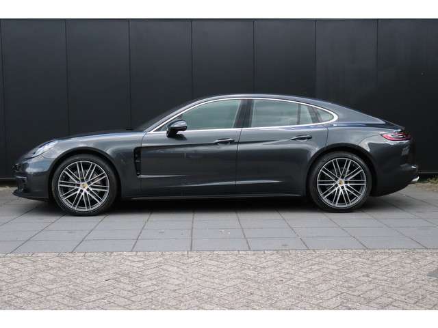 Porsche Panamera 2