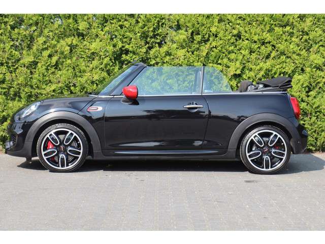 MINI Cooper Cabrio 3