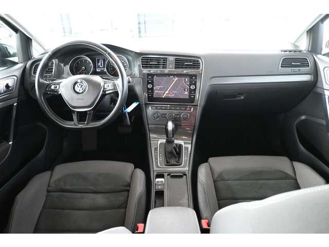 Volkswagen Golf 2019 Benzine