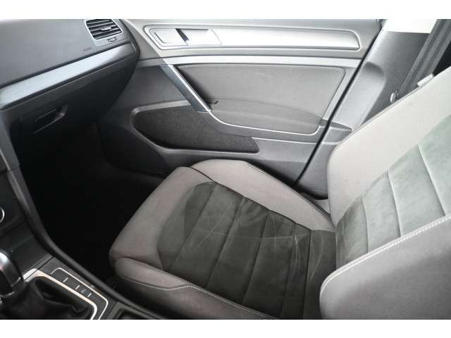 Volkswagen Golf 2019 Benzine