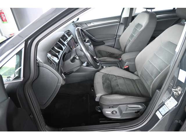 Volkswagen Golf 2019 Benzine