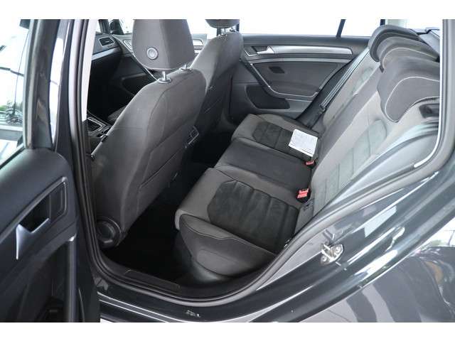 Volkswagen Golf 2019 Benzine