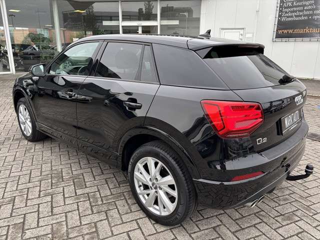 Audi Q2 3