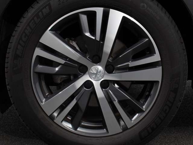 Peugeot 3008 2024 Benzine
