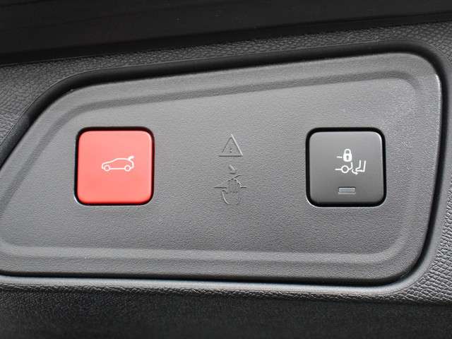 Peugeot 3008 2024 Benzine