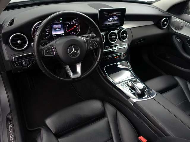 Mercedes-Benz C-Klasse 2