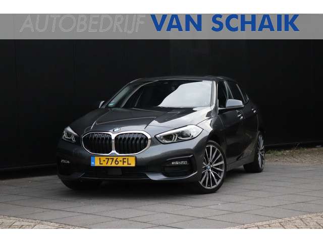 BMW 1-serie 118i Business Edition | PANO | CRUISE | PDC | NAVI | APPLE CARPLAY |