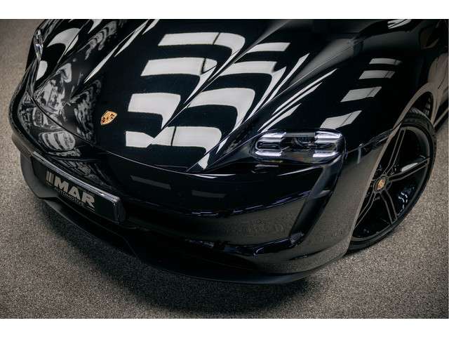 Porsche Taycan 2