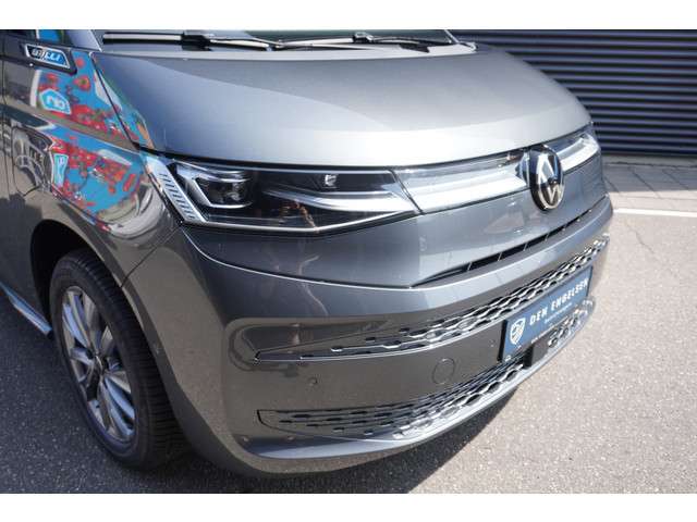 Volkswagen Multivan 2