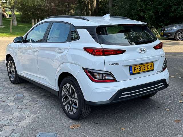 Hyundai Kona 3