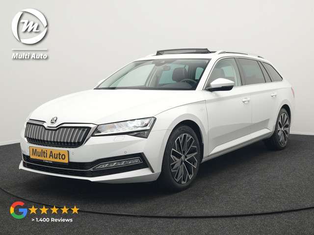 ŠKODA Superb Combi 1.4 TSI iV Laurin & Klement Plug In Hybrid 218pk Dealer O.H PHEV | Trekhaak Af Fabriek | Panodak | Adaptive Cruise | Lederen Sportstoelen Memory & Massage | Canton Audio | Apple Carplay | Keyless | Blis | Navigatie | Stoelen & Stuur Verwarmd | Virtual