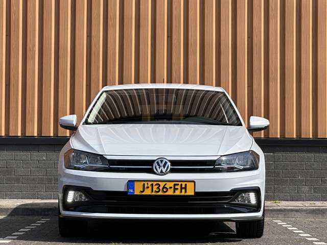 Volkswagen Polo 2