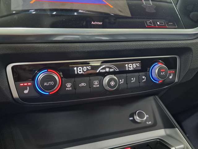 Audi Q3 2023 Benzine