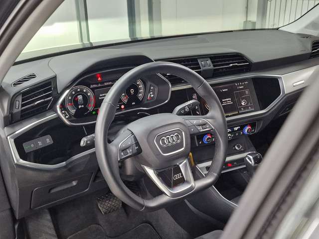 Audi Q3 2023 Benzine