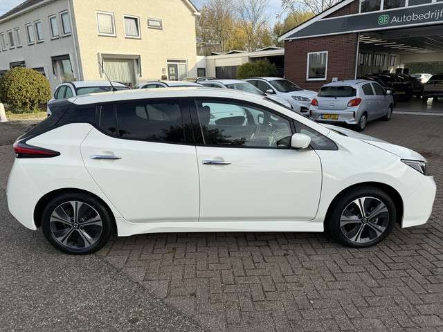 Nissan Leaf 2