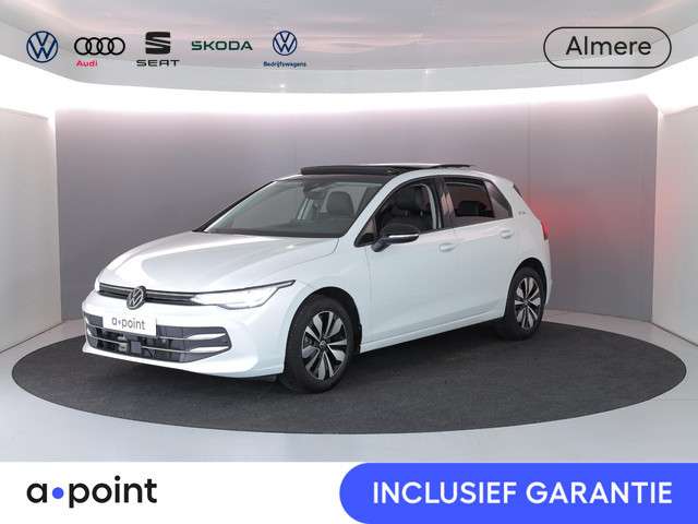 Volkswagen Golf 2025 Benzine