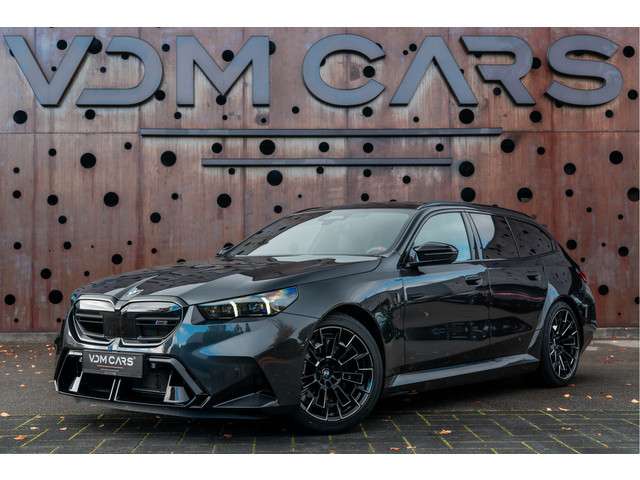 BMW 5-serie Touring M5 | Comfort Pack | Driving Assist Professional | Shadow Line | Iconic Glow | Panorama | Connected  |