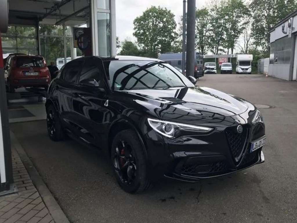 Alfa Romeo Stelvio 2021 Benzine