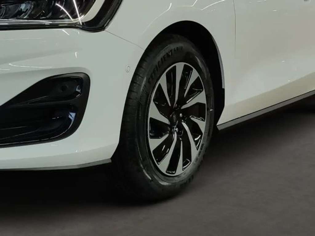 Ford Focus 2024 Benzine