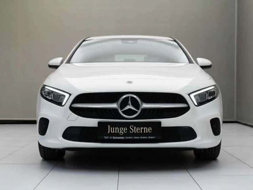 Mercedes-Benz A-Klasse 2023 Hybride Benzine