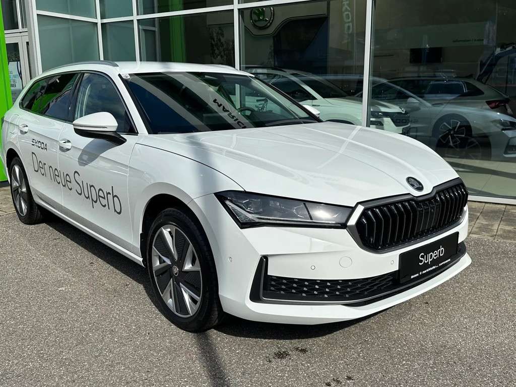 Skoda Superb 2024 Benzine