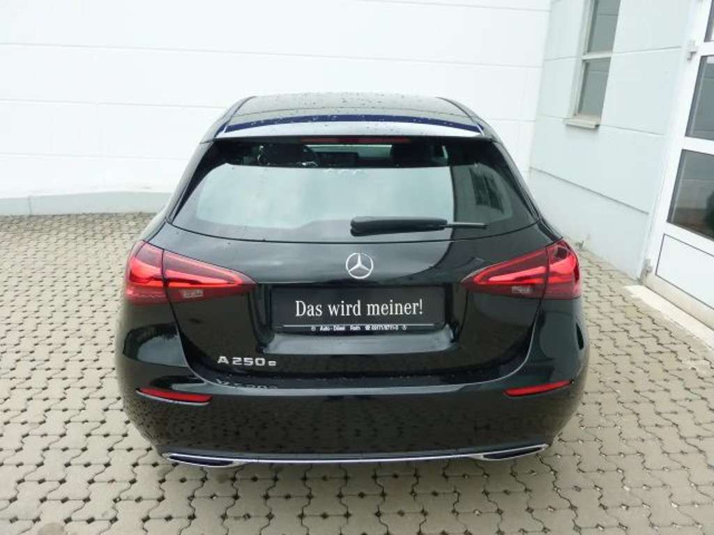 Mercedes-Benz A-Klasse 2023 Hybride Benzine