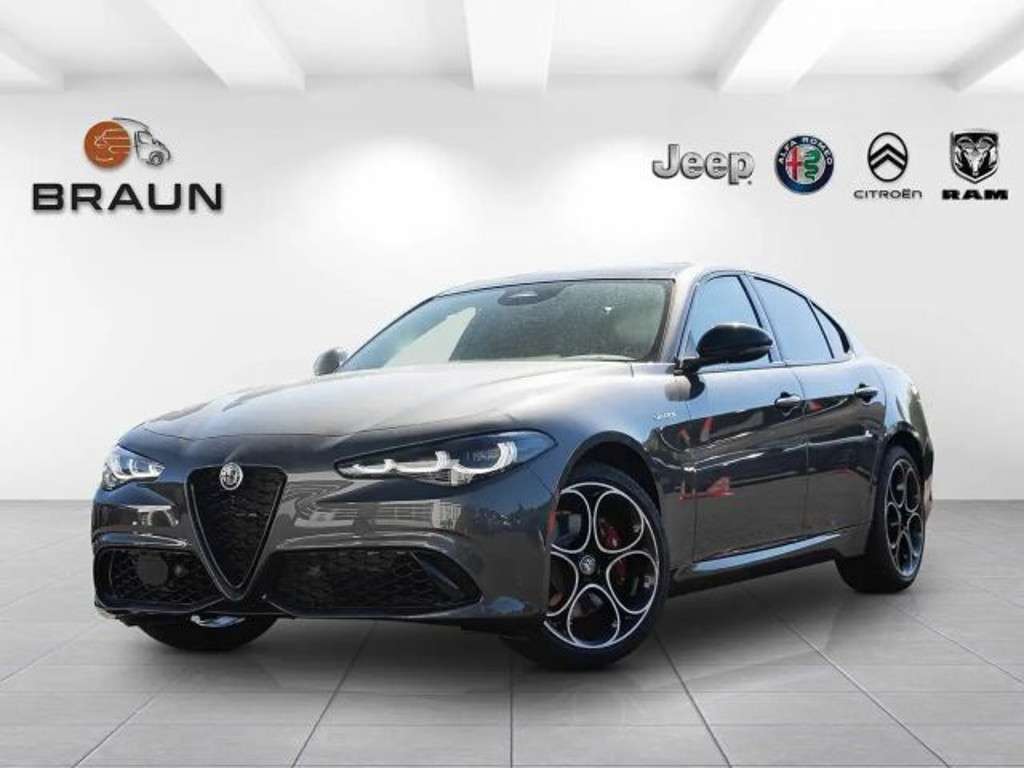 Alfa Romeo Giulia 2024 Benzine