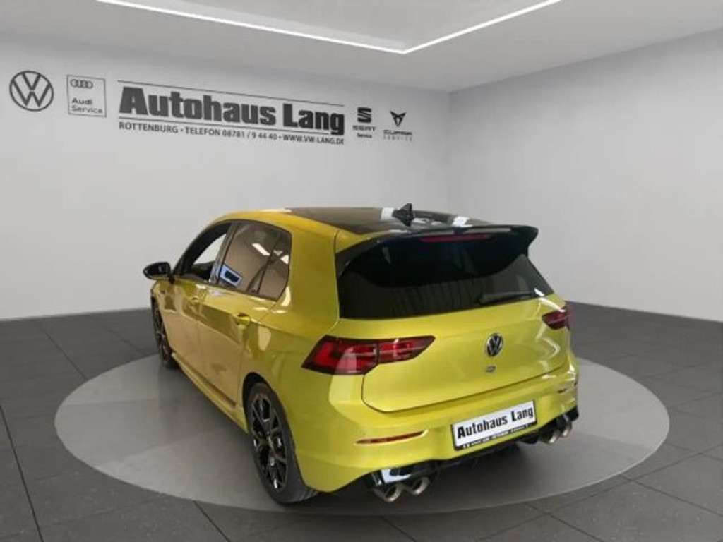 Volkswagen Golf 2024 Benzine