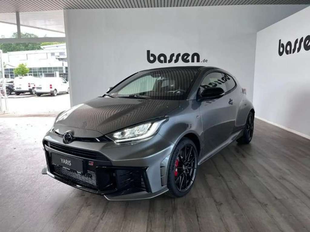 Toyota Yaris 2024 Benzine