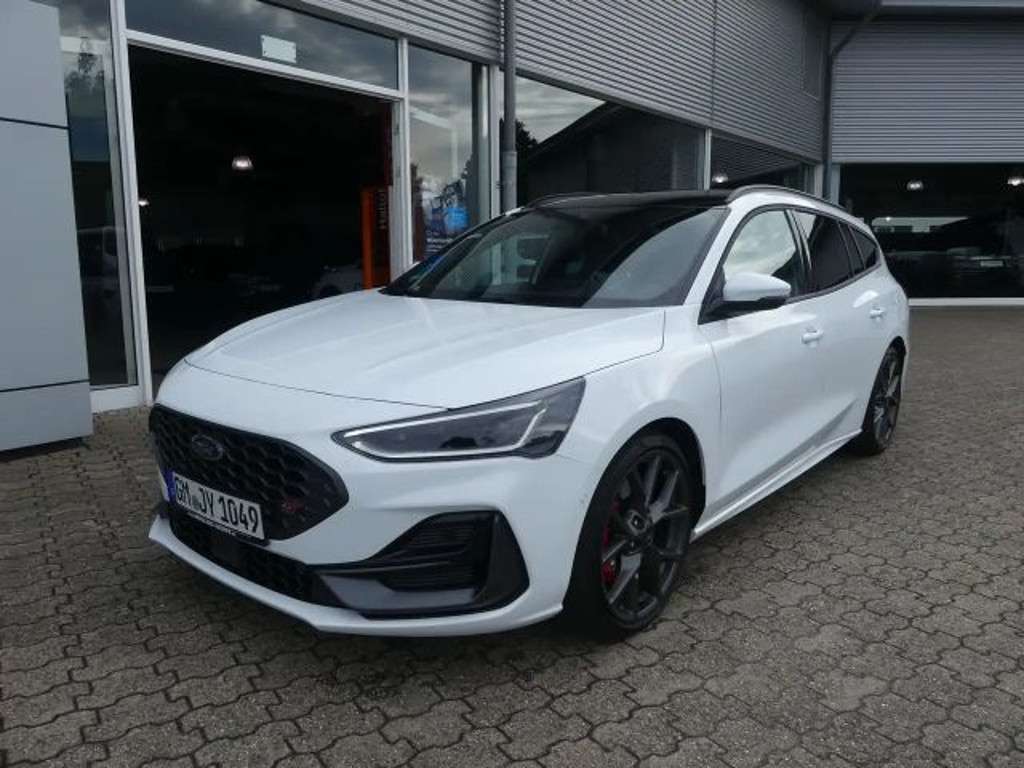 Ford Focus 2023 Benzine