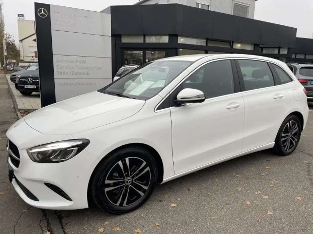 Mercedes-Benz B-Klasse 2023 Benzine