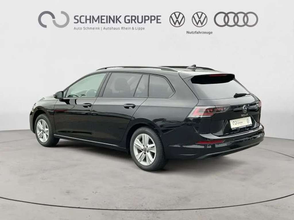 Volkswagen Golf 2024 Benzine