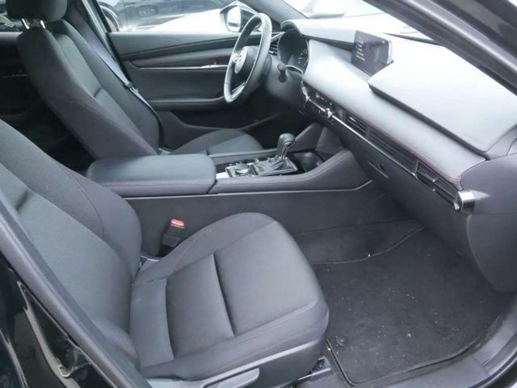 Mazda 3 2024 Benzine