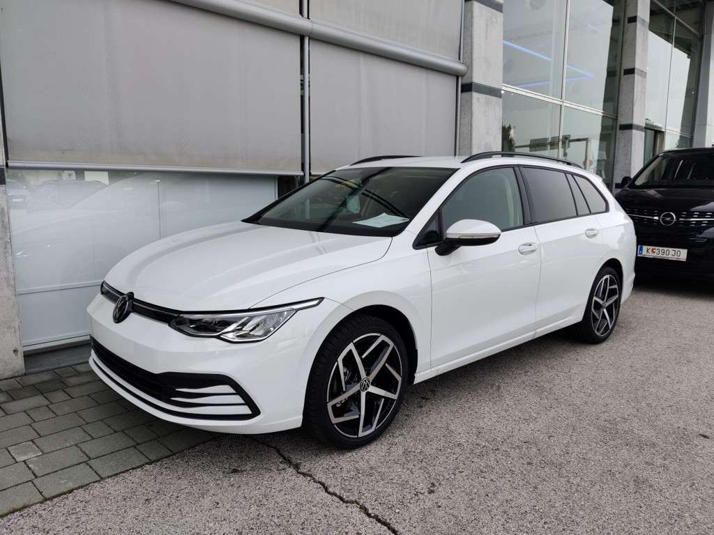 Volkswagen Golf 2024 Benzine