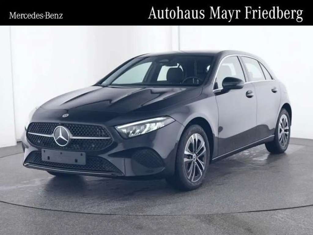 Mercedes-Benz A-Klasse 2023 Hybride Benzine