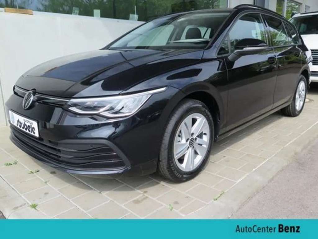 Volkswagen Golf 2023 Benzine