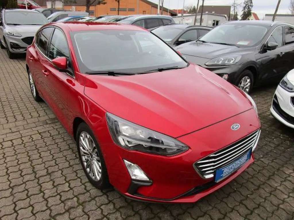 Ford Focus 2021 Benzine