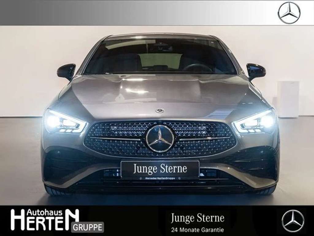 Mercedes-Benz CLA-Klasse 2023 Benzine
