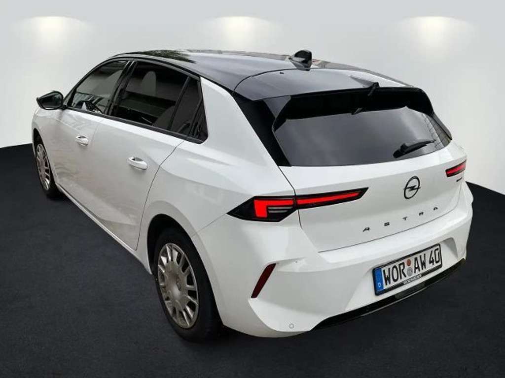 Opel Astra 2024 Benzine