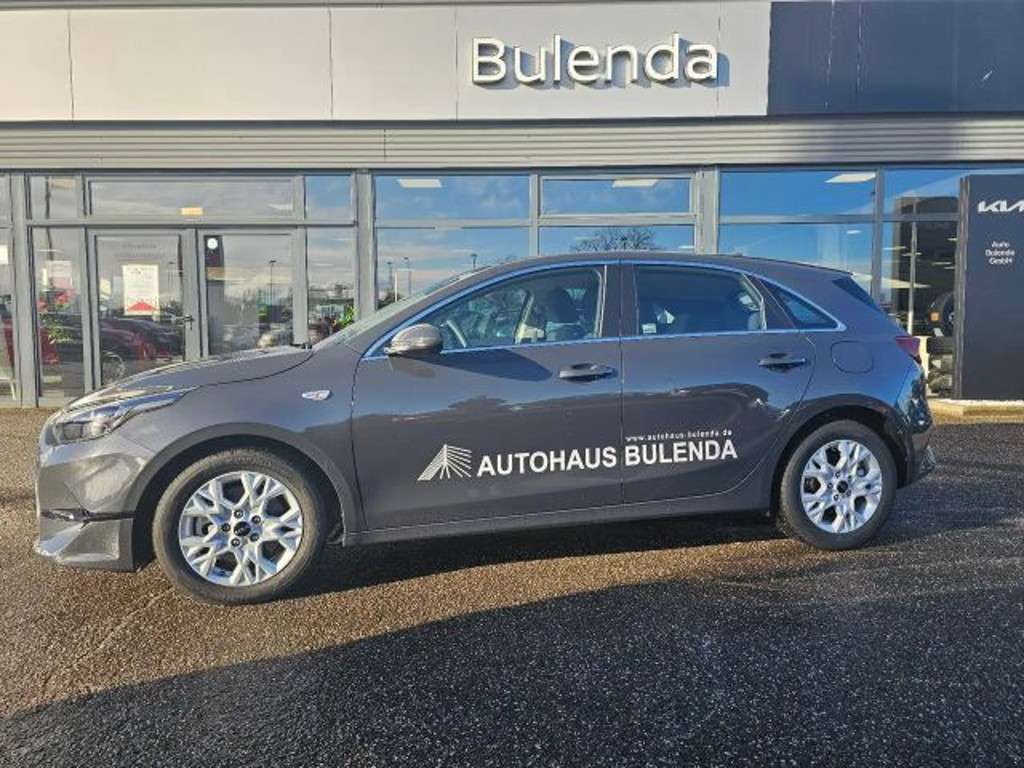 Kia Ceed 2024 Benzine