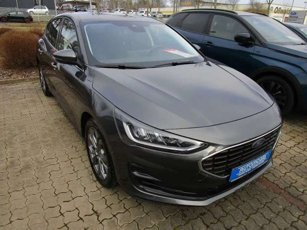 Ford Focus 2023 Benzine